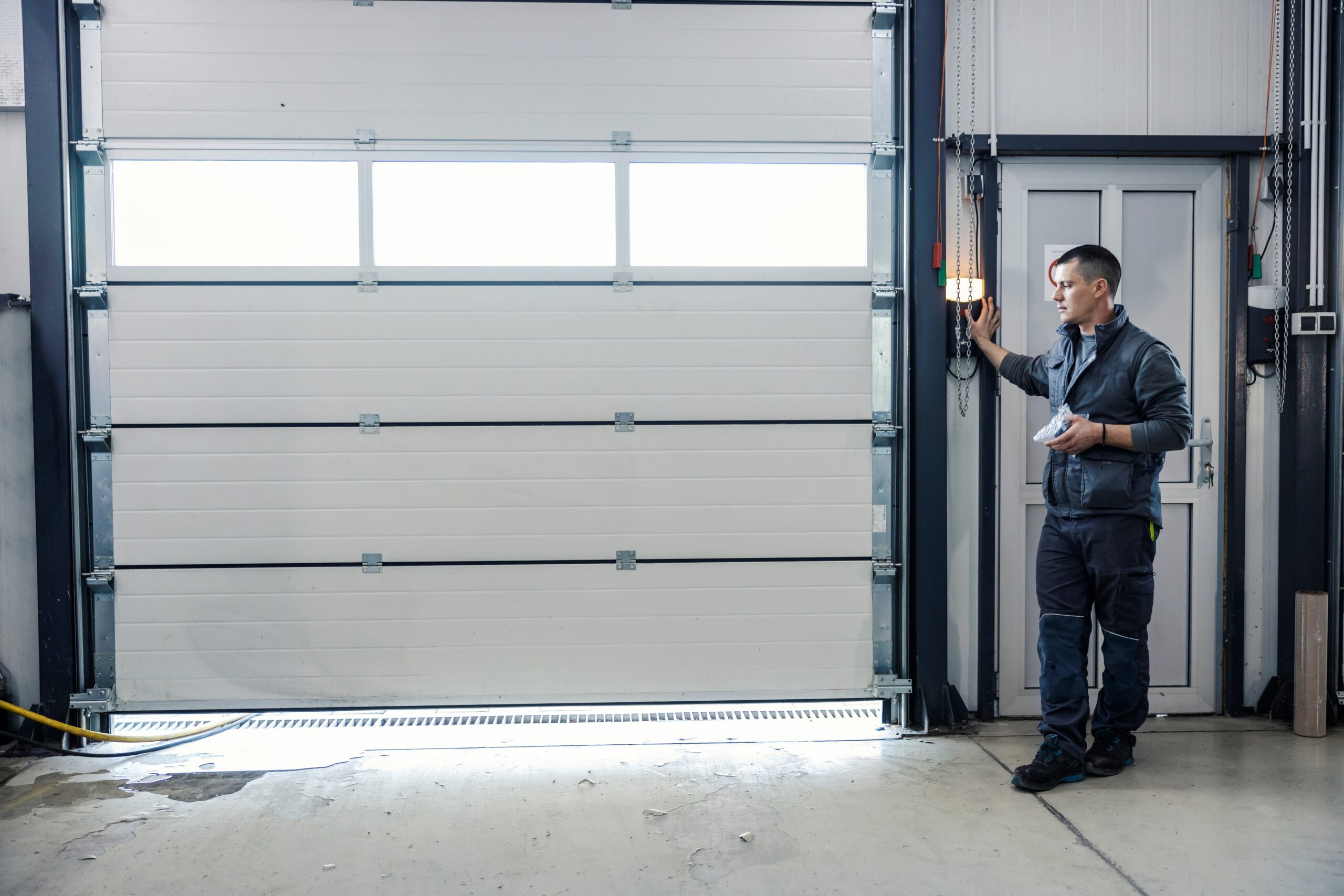 Garage Door Maintenance Guide You Must Know Before Problems Start